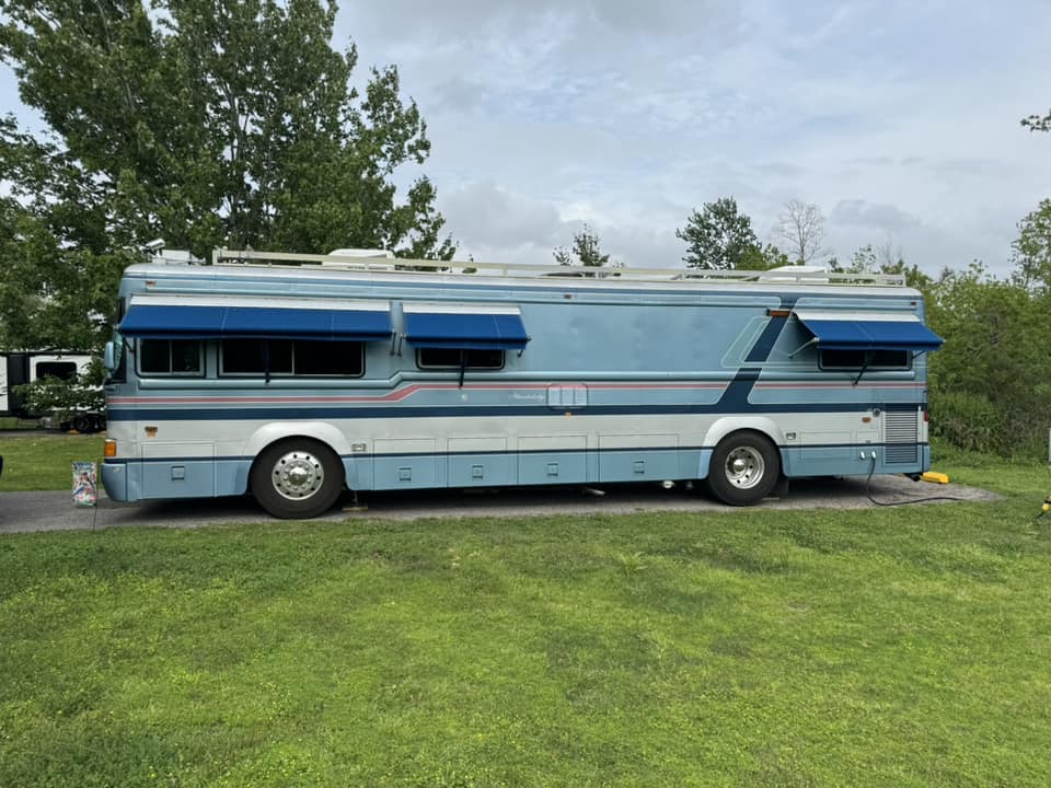 Bus Conversion - Bluebird Wanderlodge