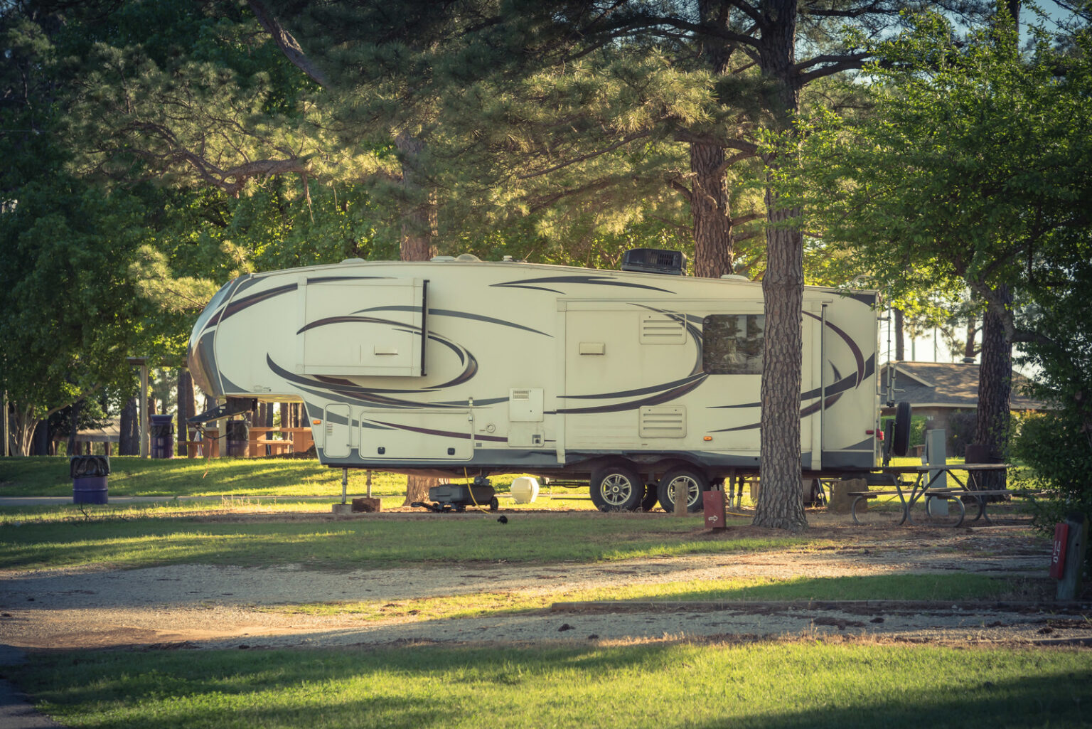 27844536_filtered-image-recreational-vehicles-rv-and-camper-park-near-dallas-texas-1536x1025.jpg