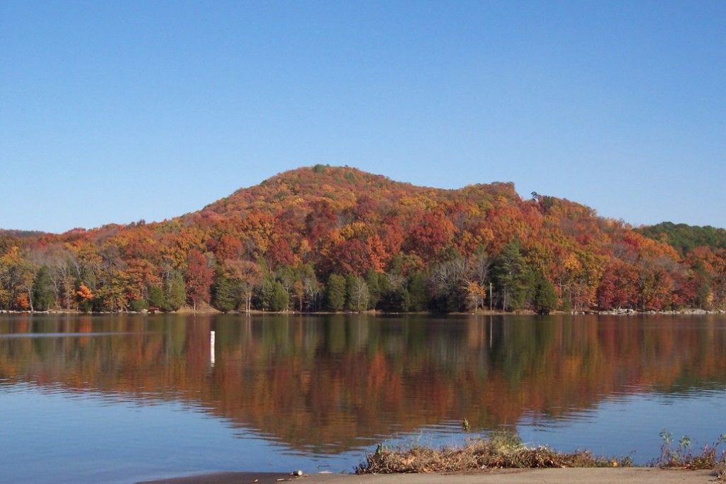 wp-content-uploads-2019-09-lake-guntersville-alabama-1-1024x683.jpg