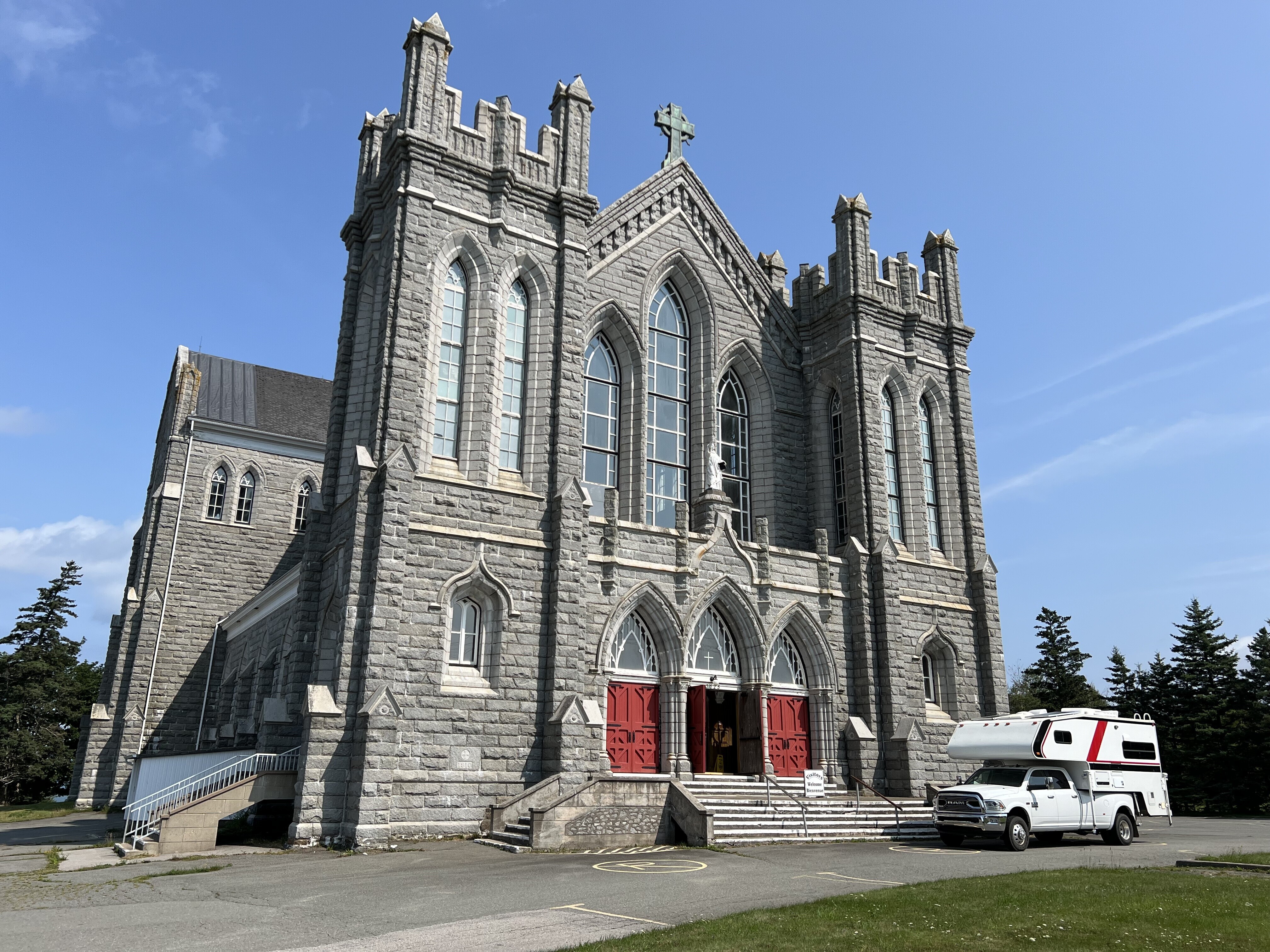 Holy Rollers: Harvest Hosts Surpasses 290 Church Host Locations as the RV Community Boosts Attendance and Revenue