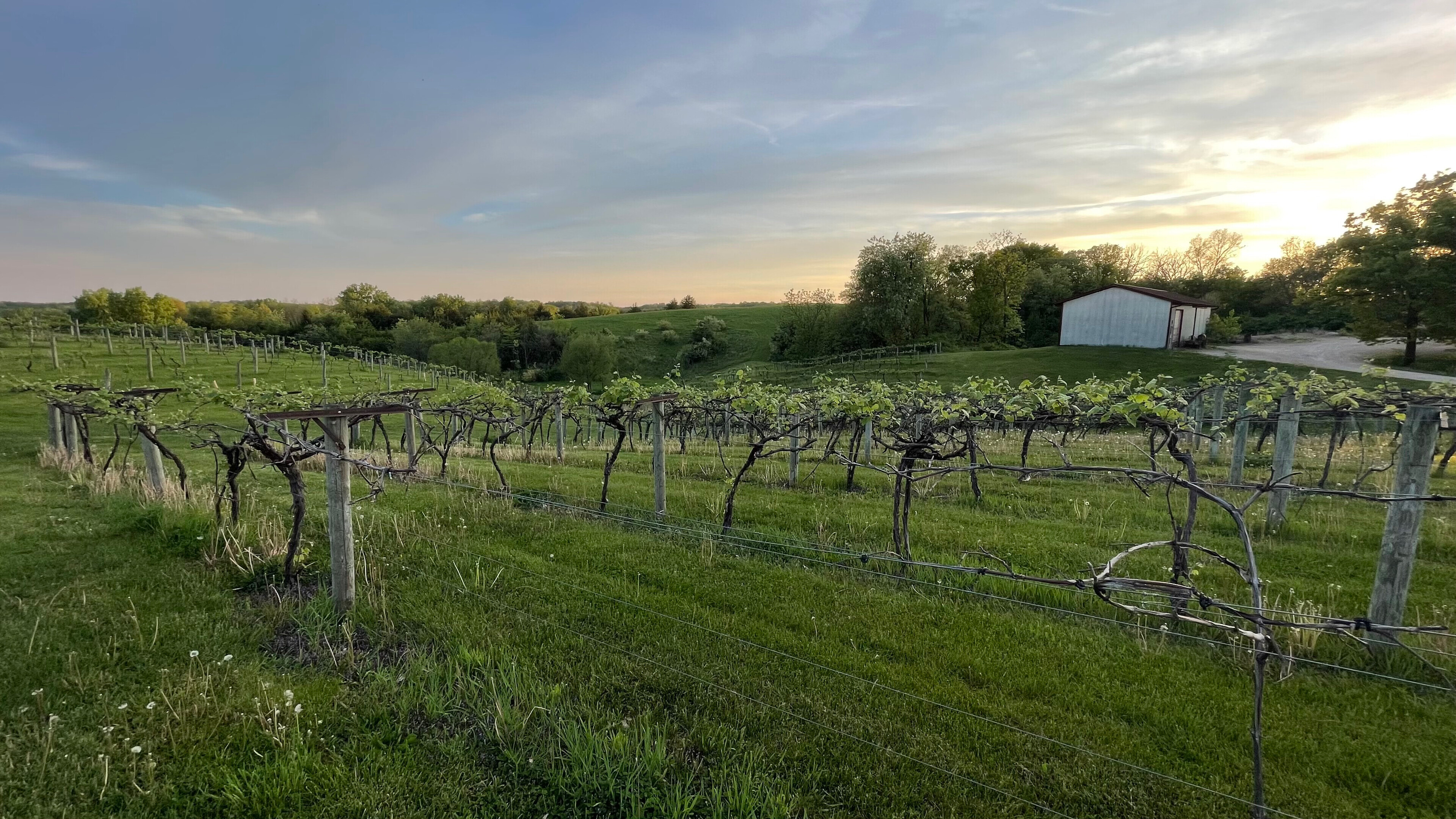 Cheap RVing Made Easy: How to Travel Far, Spend Less, and Enjoy More